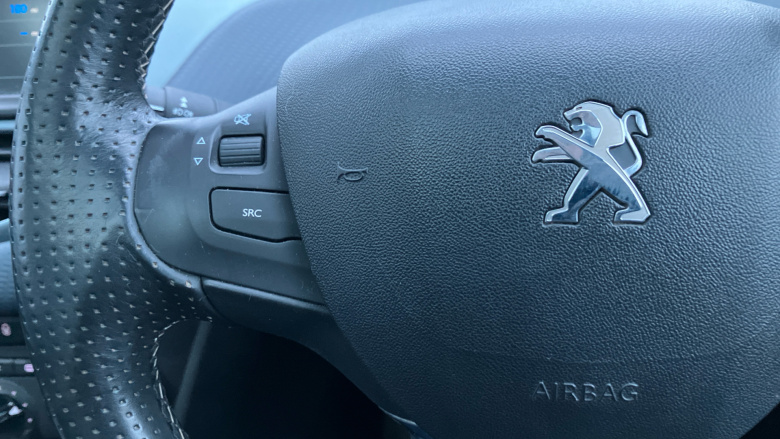 Peugeot 208 1.2 PureTech 82 Allure 5dr Petrol Hatchback